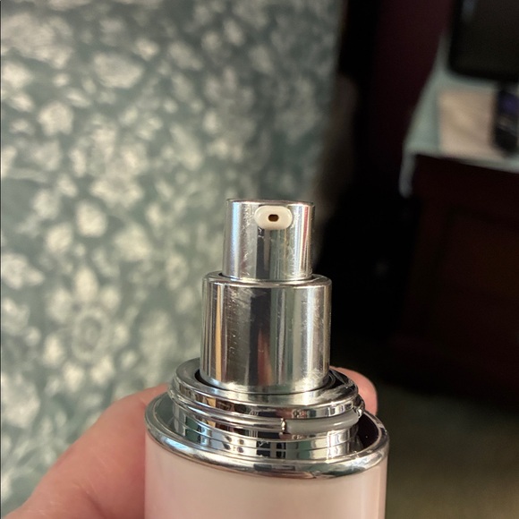 Dior Capture Totale Dreamskin in Elegant Pink - Picture 5 of 6